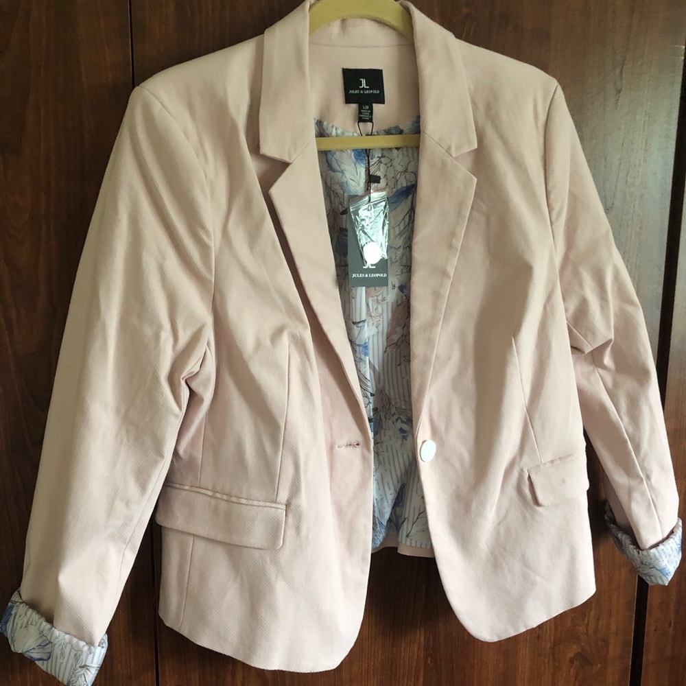 Cropped jacket